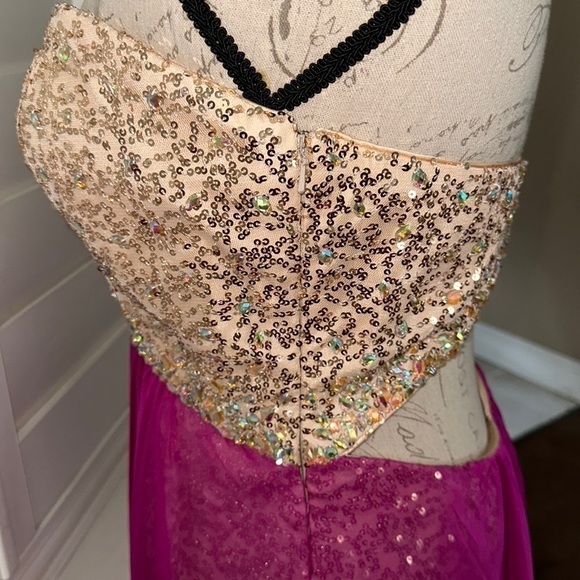 La Femme Magenta Paradise Embellished Layered-Skirt Sweetheart Gown - Picture 9 of 16